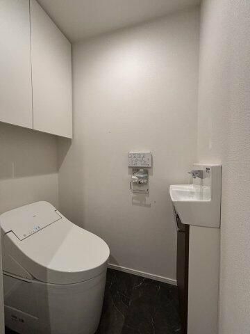 トイレ　トイレもきれいです