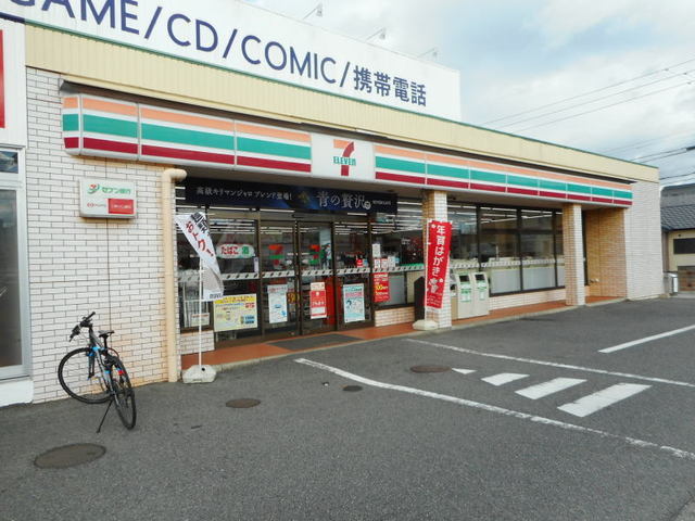 コンビニ　セブンイレブン（コンビニ）まで100m