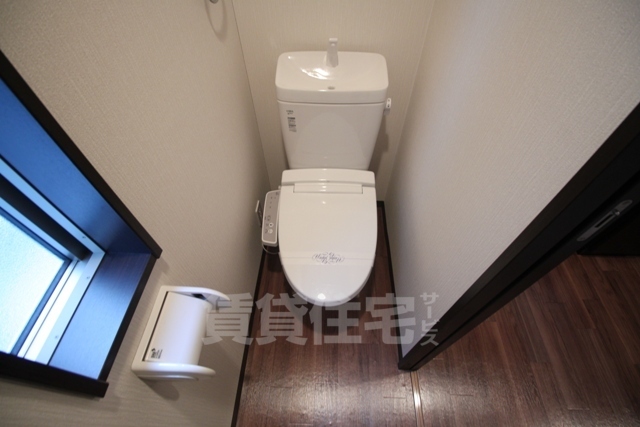 トイレ　別部屋