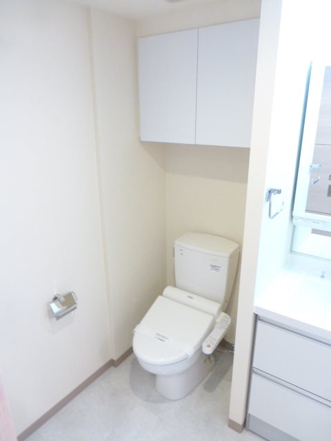 トイレ　※別部屋の参考写真です。