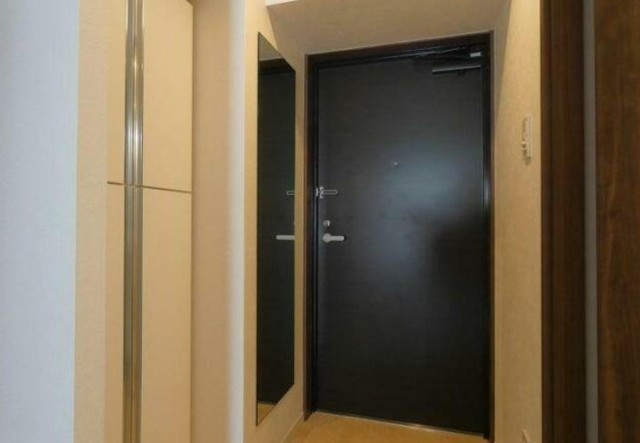 玄関　別部屋同仕様
