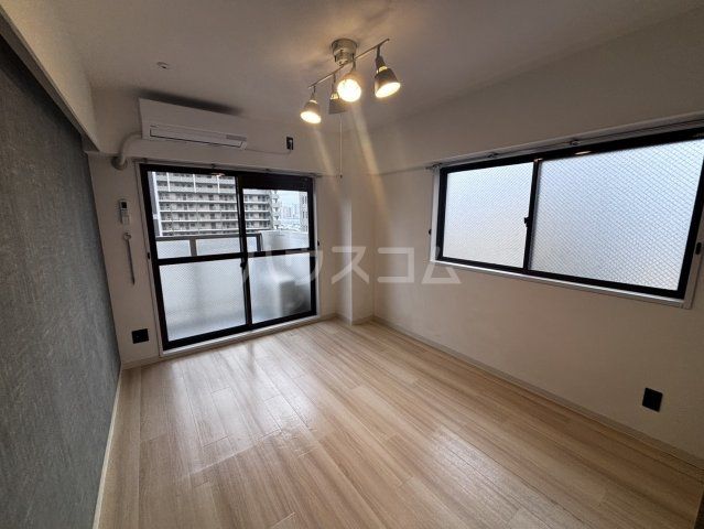 シティクレスト船橋の居間写真