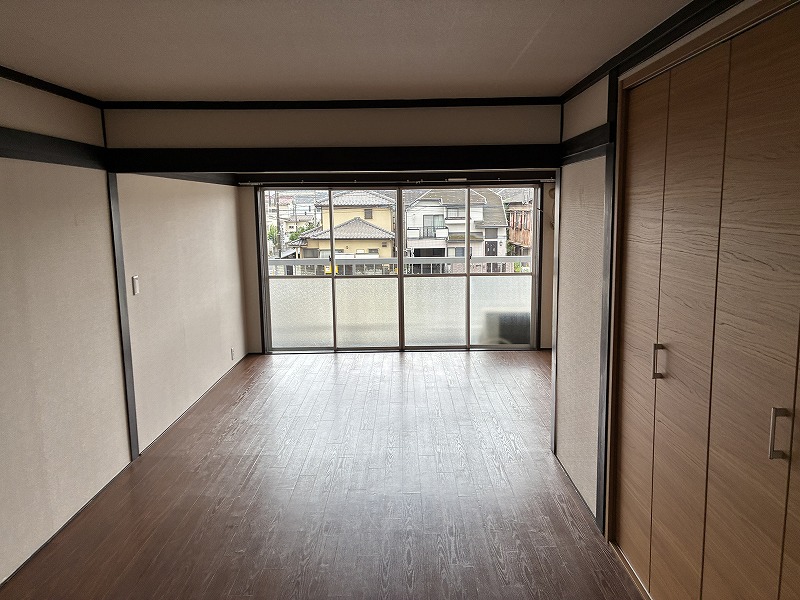 領家マンションの居間写真