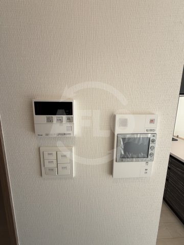 その他設備　スプランディッド本町グラン　モニター付きインターホン＆給湯器