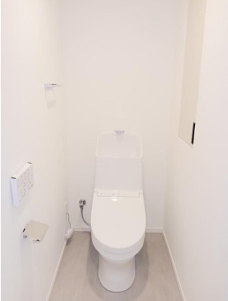 トイレ　別タイプ部屋　参考写真です