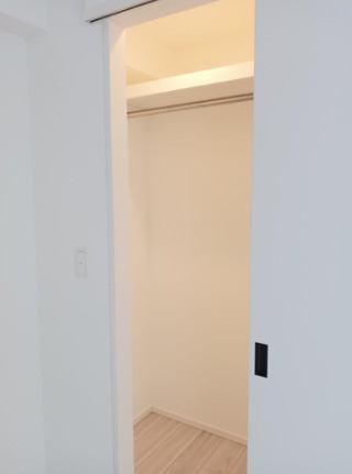 収納　別タイプ部屋　参考写真です