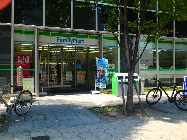 コンビニ　ファミリーマート 本町橋店（コンビニ）まで436m