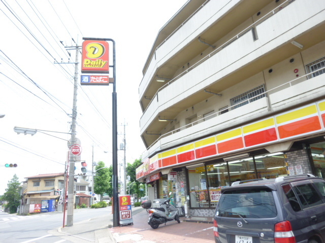 コンビニ　デイリーヤマザキ（コンビニ）まで150m