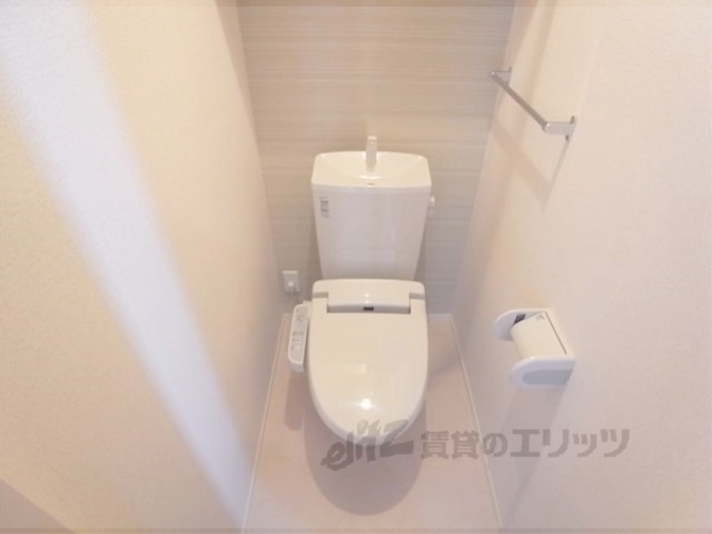 トイレ　ウォシュレット付