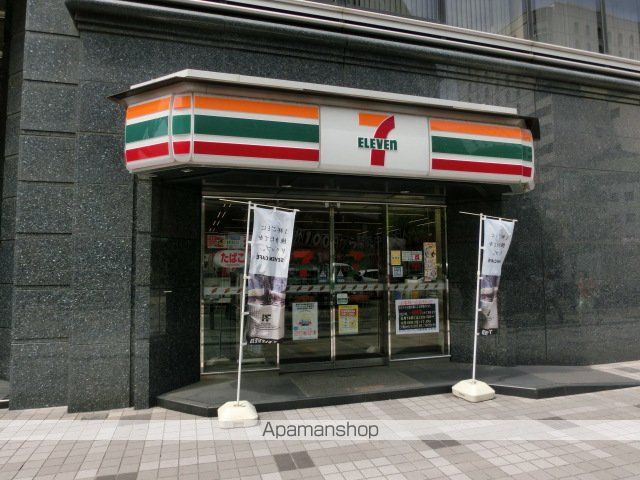 コンビニ　セブン－イレブン大阪堺筋本町店（コンビニ）まで318m