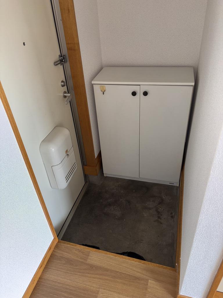 向山ハイツの玄関写真
