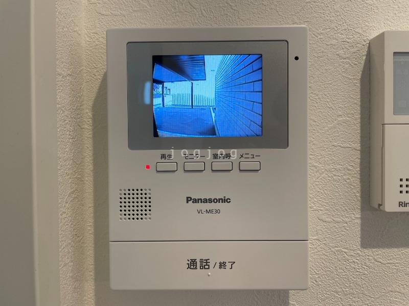 セキュリティ　モニター付きインターホンで来客確認も安心です！