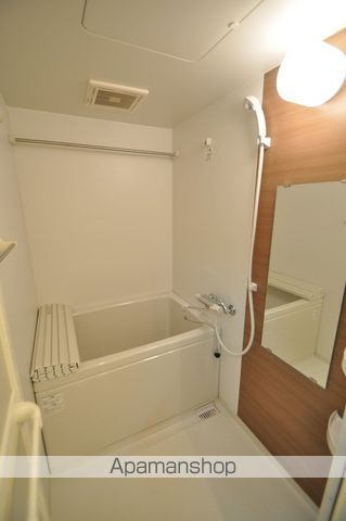 大阪モノレール彩都線 豊川駅 徒歩9分 3階建 築16年の風呂写真