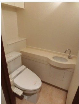トイレ　ゆったりとした空間のトイレです