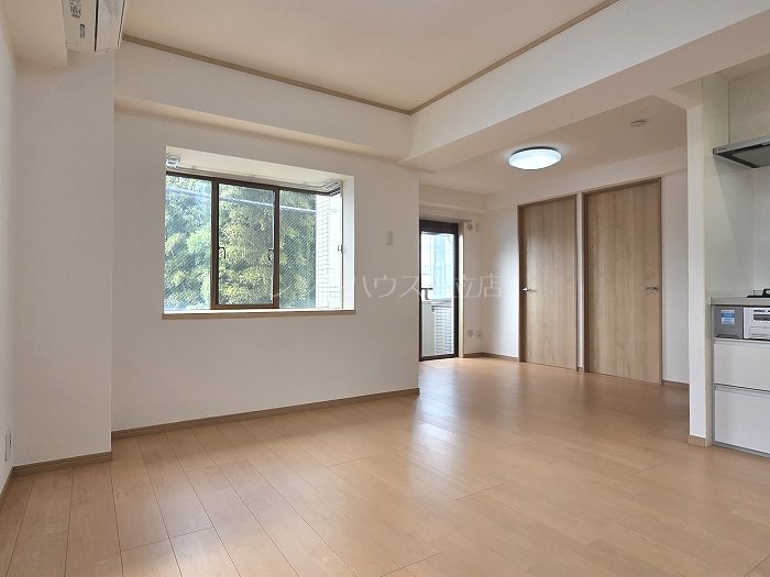 居室・リビング　別部屋参考写真