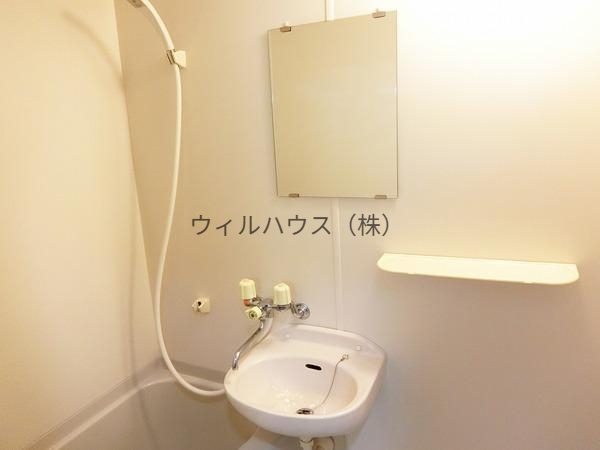洗面設備　洗面台付き！