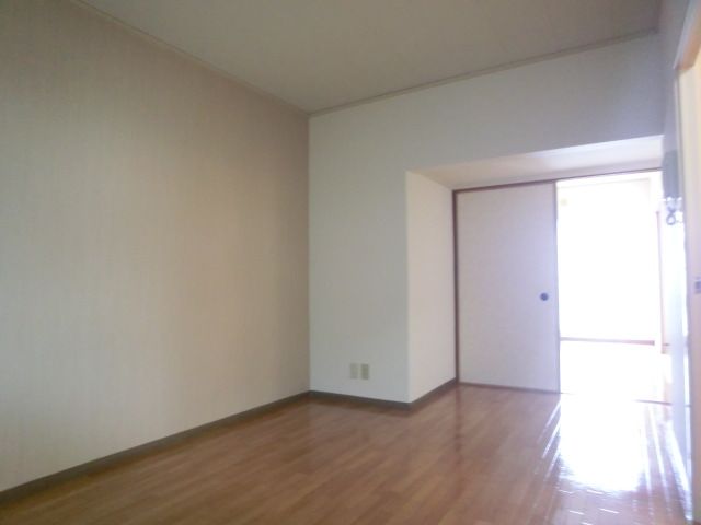市川クローバーハイツ原木の内装写真