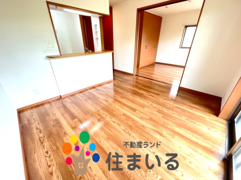 地下鉄鶴舞線 赤池駅 徒歩10分 2階建 築16年の居間写真