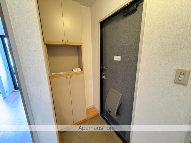 阪急神戸線 西宮北口駅 徒歩19分 2階建 築31年の玄関写真