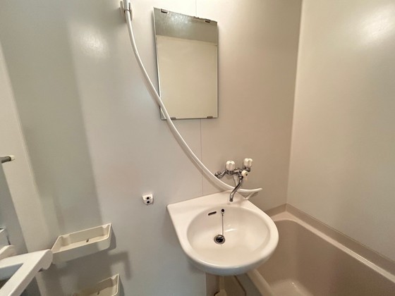 洗面設備　※別部屋の写真です