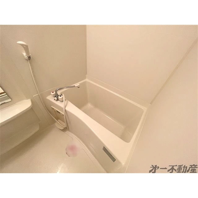 バス・シャワールーム　バスルーム