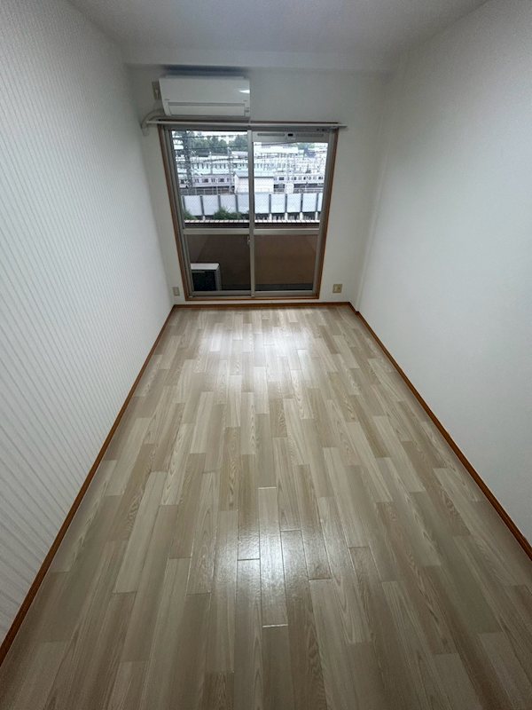 FKマンションの居間写真