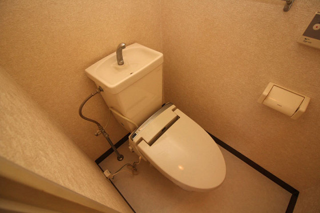 鈴木IIのトイレ写真