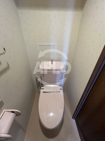トイレ　マムート　温水洗浄便座