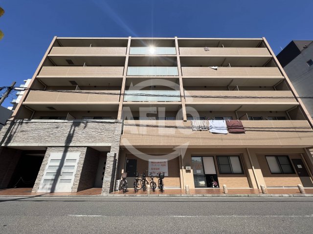 建物外観　マムート　外観
