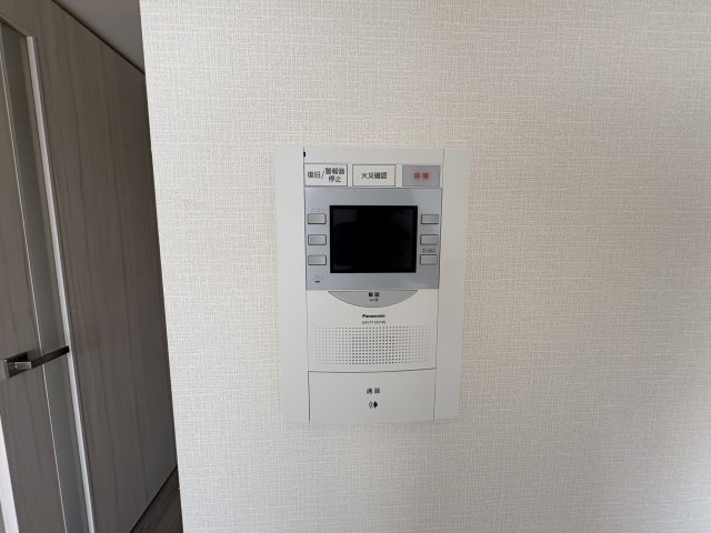セキュリティ　モニター付きインターホン