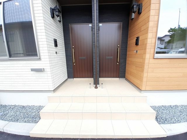 ＪＲ八戸線 白銀駅 徒歩20分 2階建 築3年の外観写真