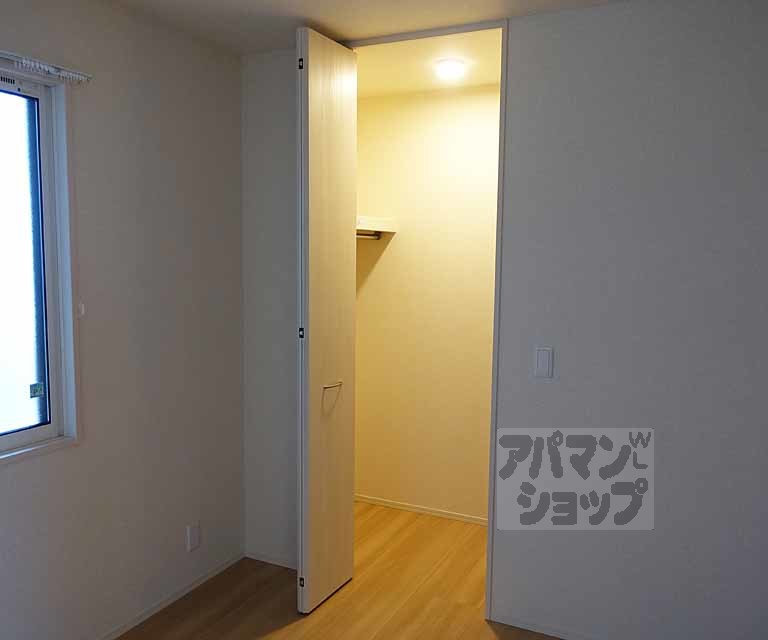 ルピナス嵯峨B棟の内装写真