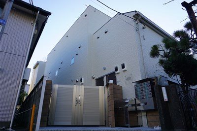 京王線 明大前駅 徒歩10分 築8年