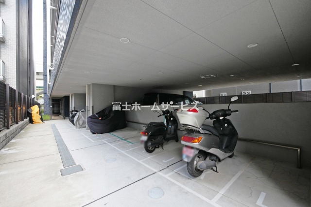 駐車場　※駐輪場です。