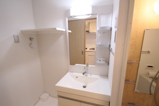 洗面設備　※別部屋の写真です