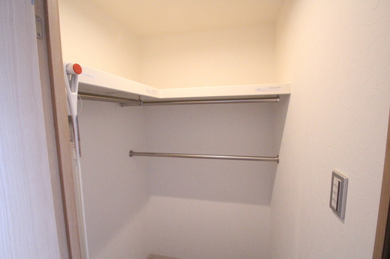 収納　※別部屋の写真です