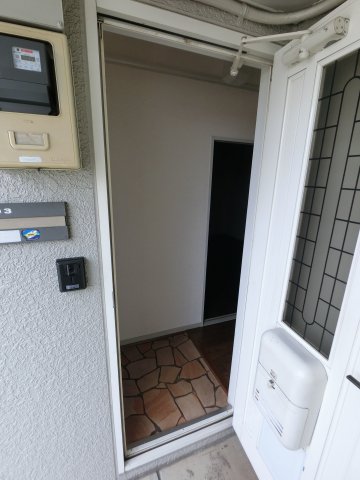 ＪＲ内房線 浜野駅 徒歩5分 2階建 築35年の玄関写真