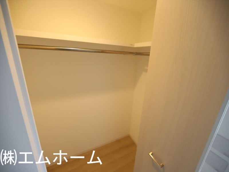 収納　ウォークインクローゼット
