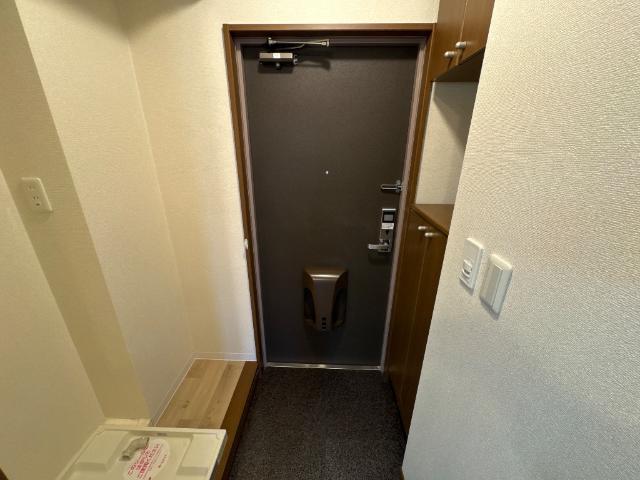 玄関　玄関