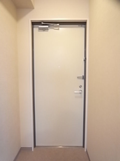 サンステージ神戸大倉山の玄関写真
