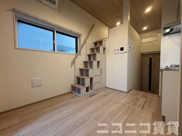 LOFTRIA Kameariの居間写真