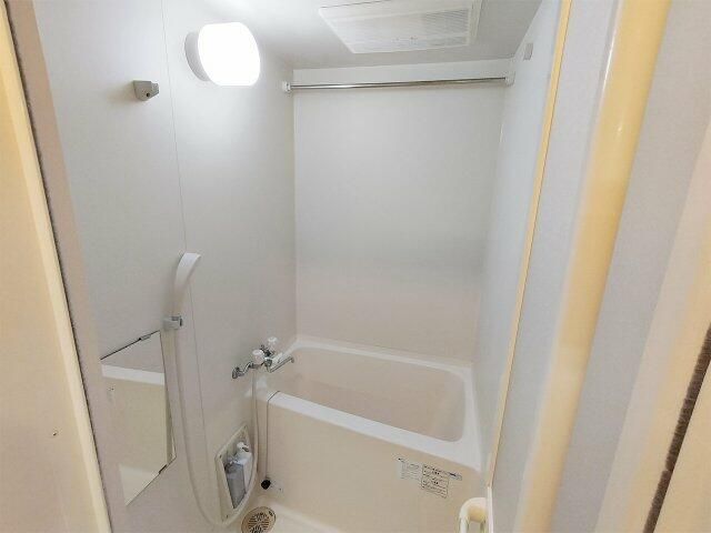 京王井の頭線 神泉駅 徒歩4分 11階建 築29年の風呂写真