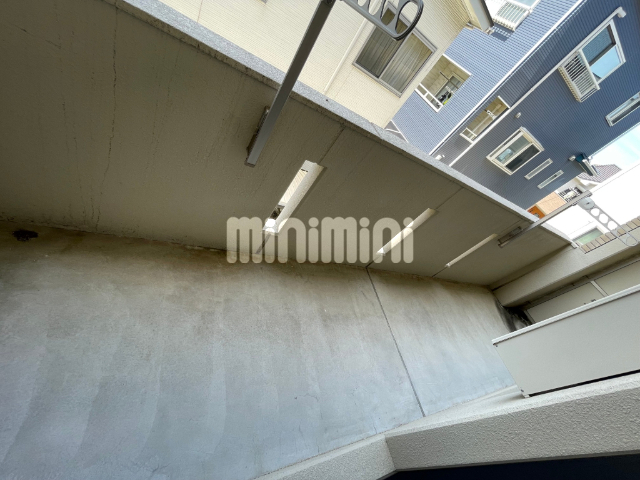 バルコニー　２０５引用