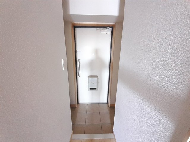 レクイアーレ大宮の玄関写真
