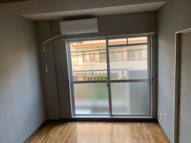 居室・リビング　※同物件別部屋の写真です。