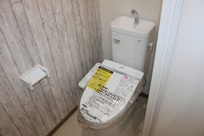 地下鉄谷町線 喜連瓜破駅 徒歩5分 3階建 築9年のトイレ写真