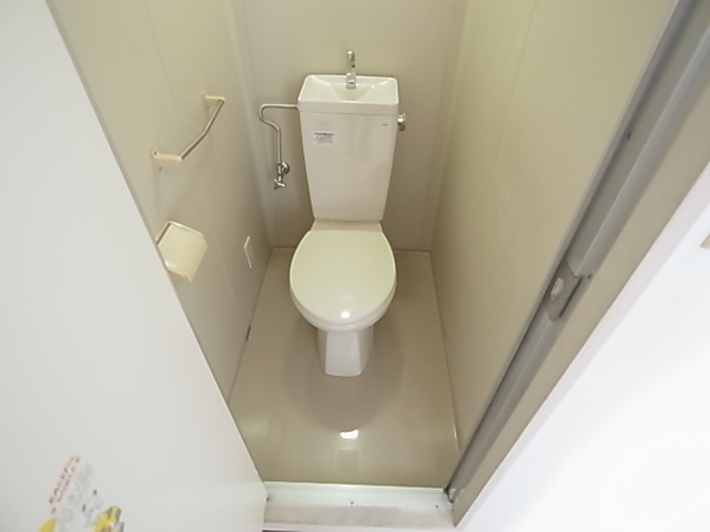 杉村ビルのトイレ写真