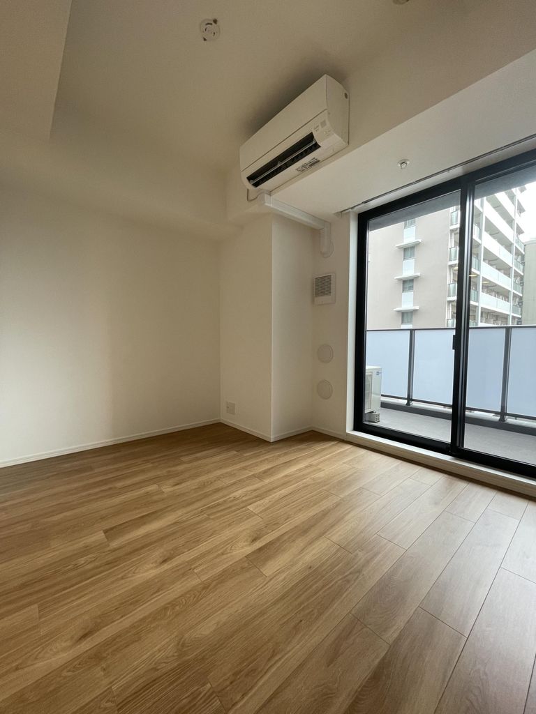 居室・リビング　※別部屋参考写真