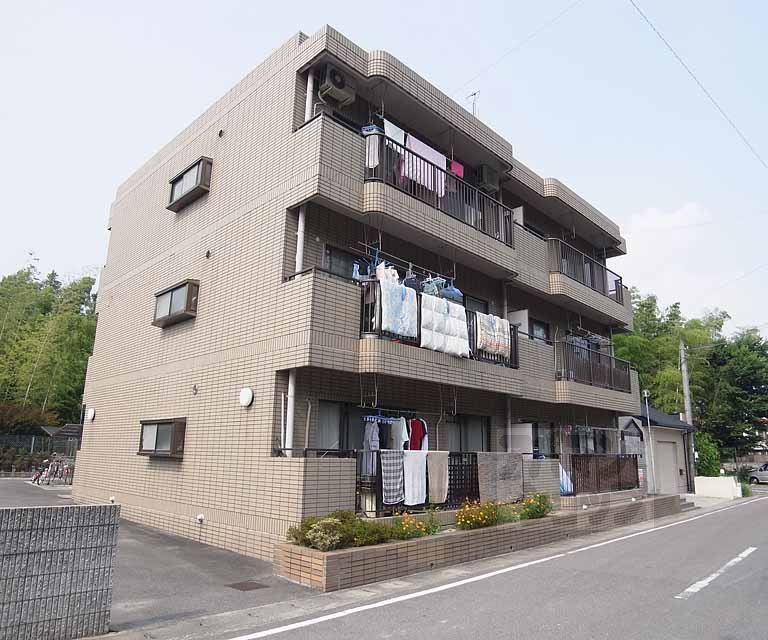 シャルレ2番館の外観写真