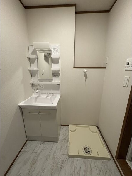 洗面設備　脱衣所、洗濯機置き場